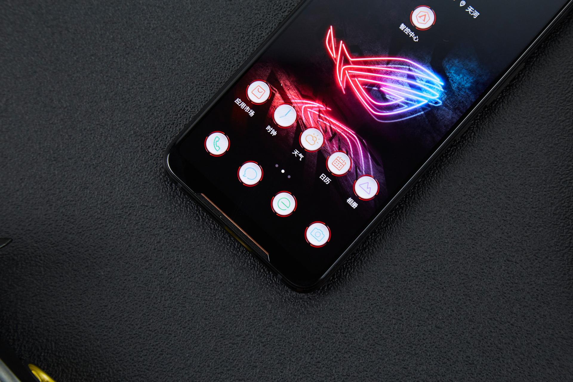 rog游戏手机2全套测评,rog游戏手机2上手体验