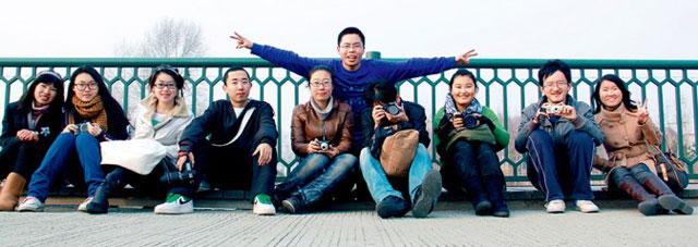 稀奇古怪创意集体照,集体创新创意照