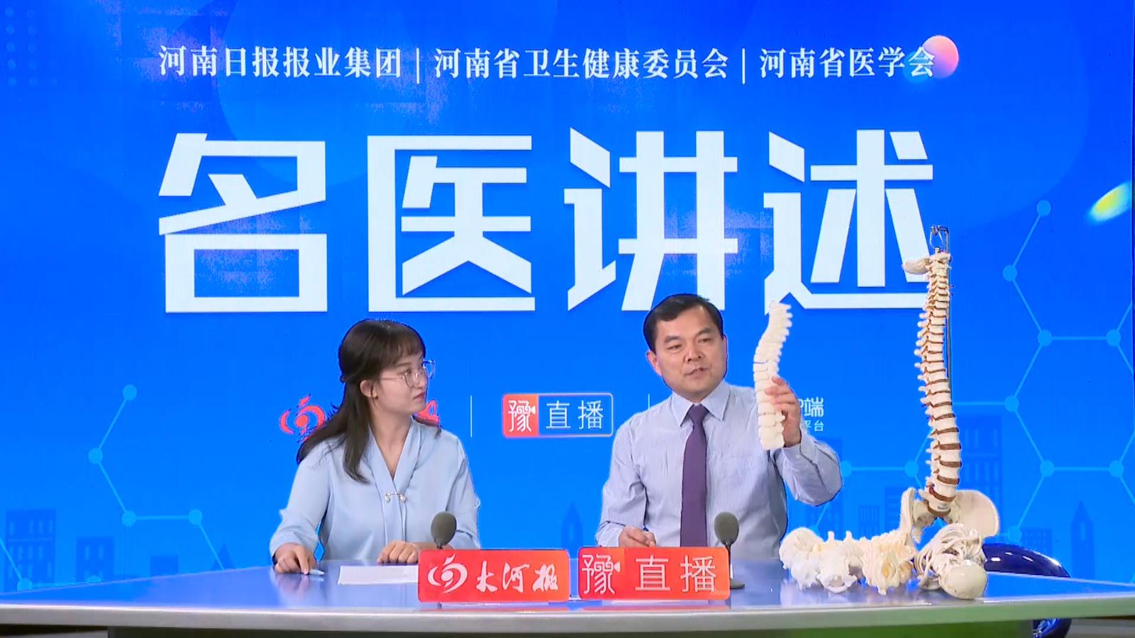 防脊柱侧弯书包女童,孩子脊柱侧弯是不是背书包导致的