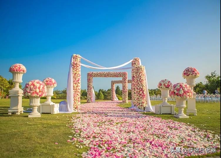 如果没房没车没存款你会嫁吗,如果没车没房我有理由去求婚吗