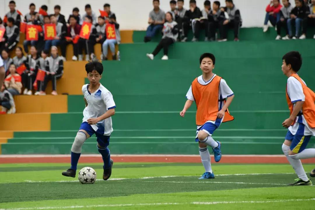 黄冈市第八届校园足球联赛决赛,黄州区思源足球比赛