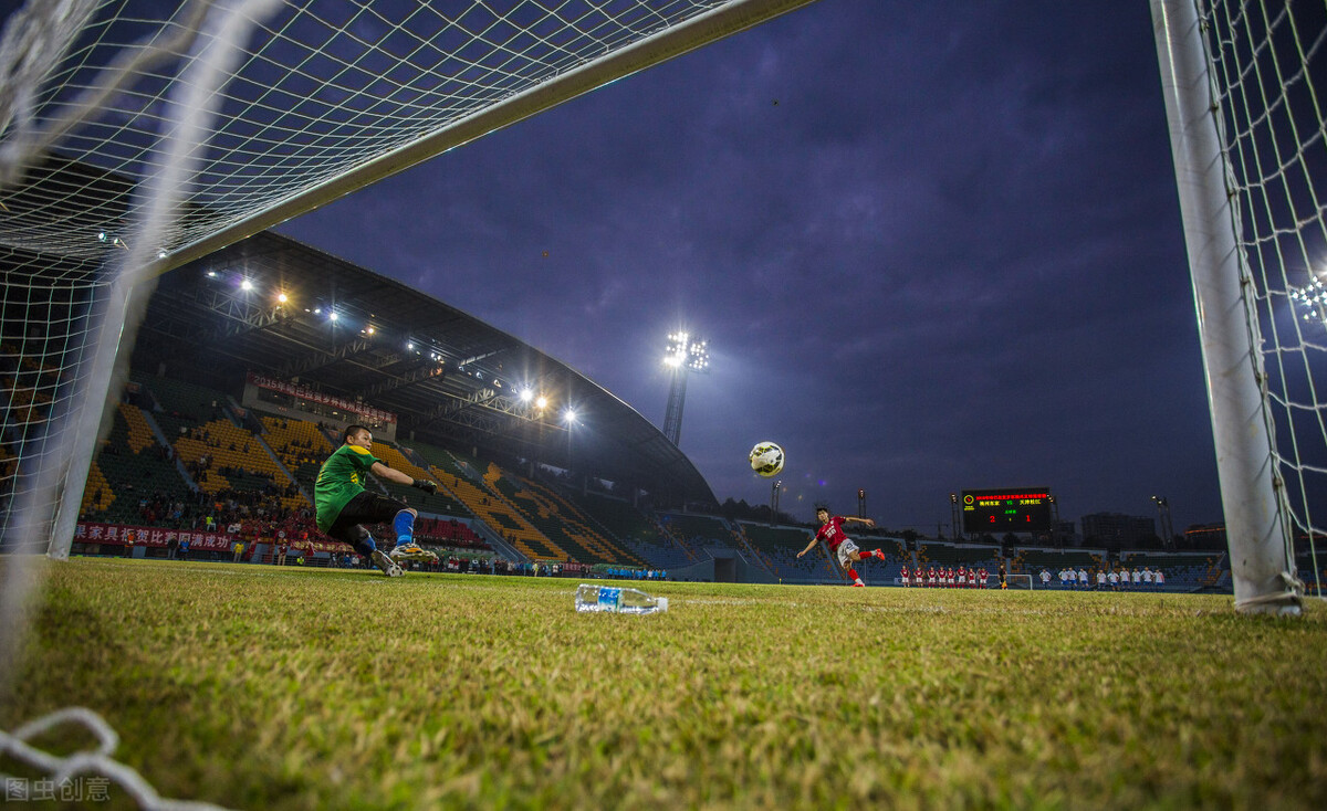 足球预测知识,足球技巧和战术分析