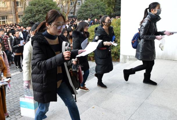 考公务员捡漏,公务员考试报岗位需要注意哪些