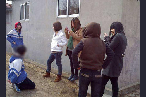 联名举报校霸,二年级班霸欺负同学家长联名举报