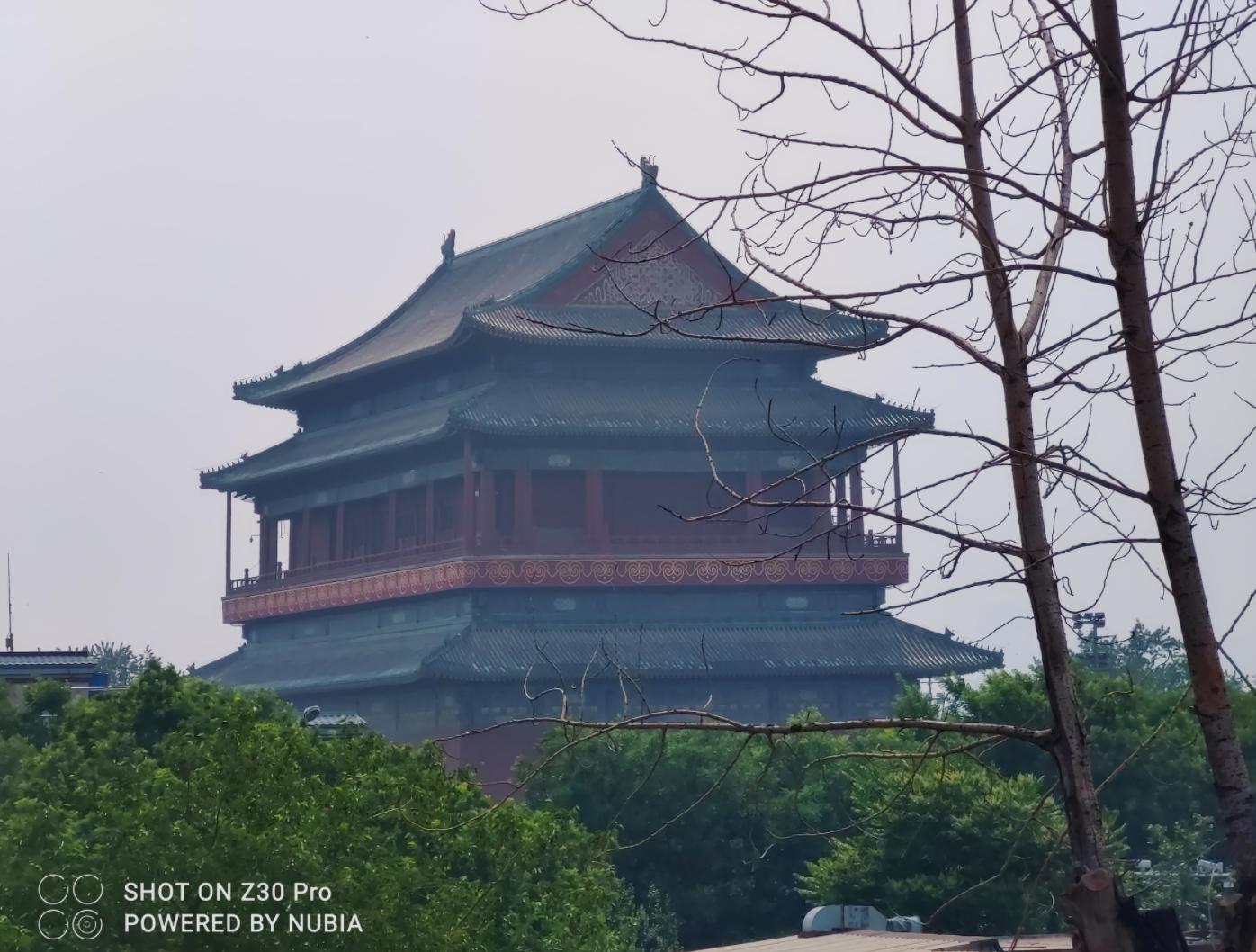 努比亚z30pro真的好用吗,努比亚z30pro什么时候能降到两千