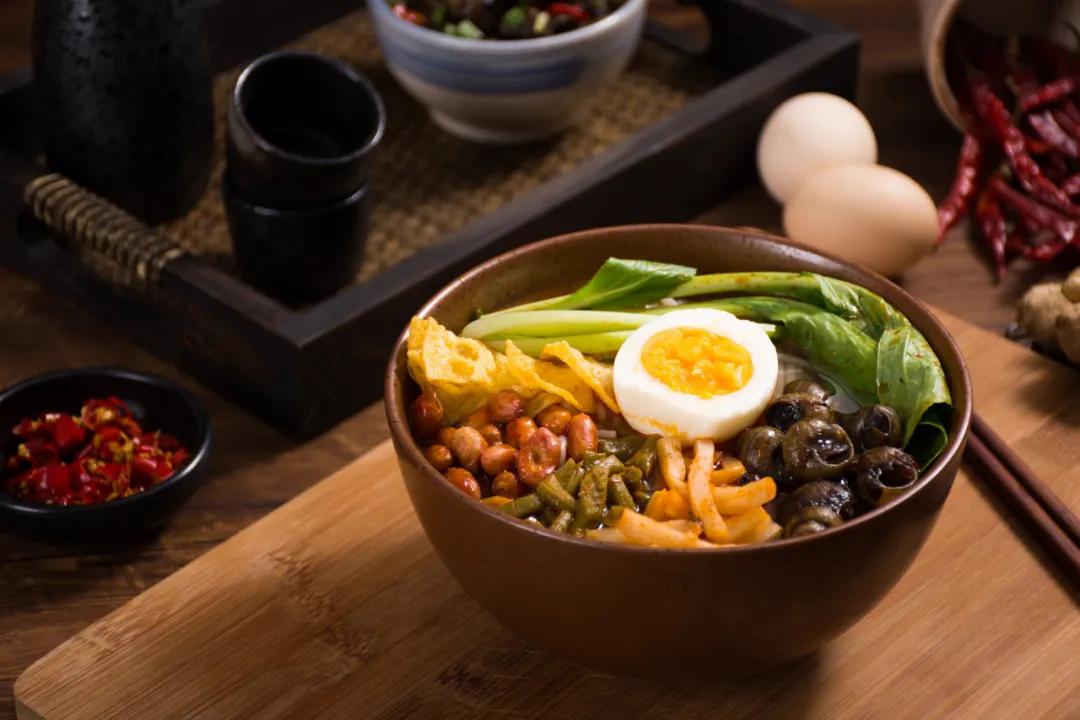 臭臭的螺蛳粉是如何征服全国吃货,螺蛳粉能成为主流小吃吗