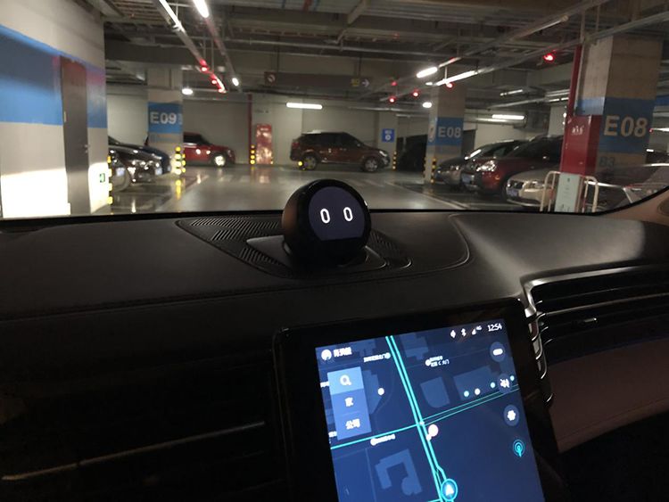 体验了蔚来ES8，不吹不黑，它有哪些优缺点？真有那么糟糕？