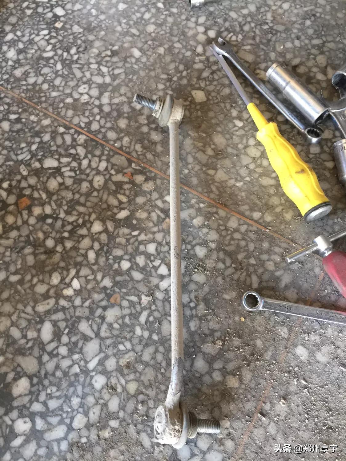 09年沃尔沃c30前减震,沃尔沃c30减震器