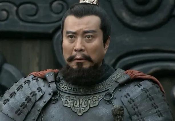 吕布到底在三国演义中有多厉害,三国时吕布是个什么样的人