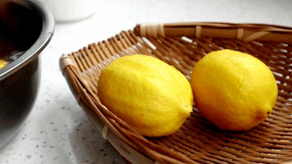 怎样做蛋糕又松又软不塌,做蛋糕蓬松不塌的方法