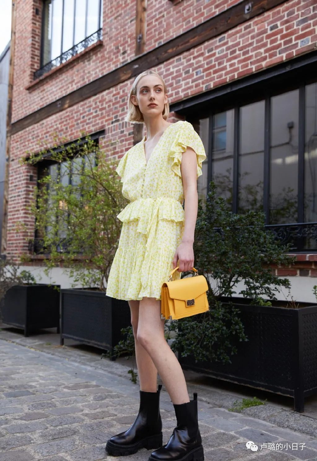 法国女性必买的衣服,真正时髦的巴黎女人到底在穿什么