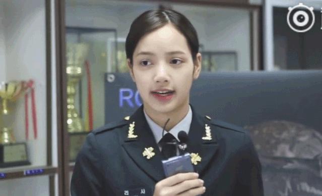 lisa自己画的欧美妆容,lisa的下眼线画法