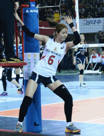 李多英李多贤是双胞胎吗,排坛美人