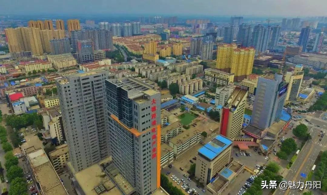 红旗飘扬春潮涌,专题片解说词——菏泽市开发区丹阳街道科学发展纪实