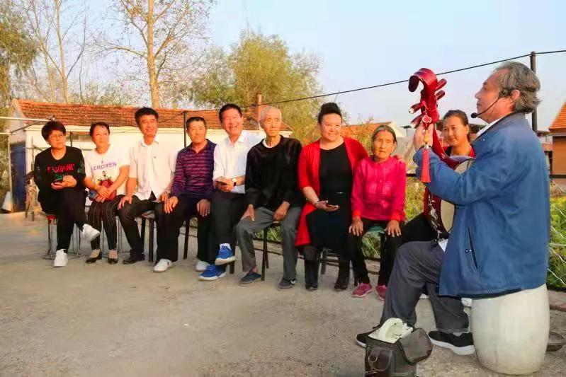 黑龙江勃利:京东大鼓歌盛世琴弦弹奏时代音