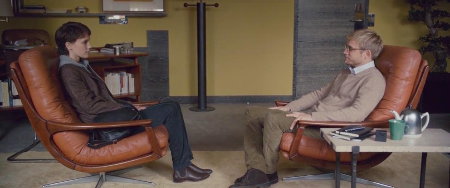 《双面情人》：纷繁欲望下，一场女性的自我探索与心灵救赎