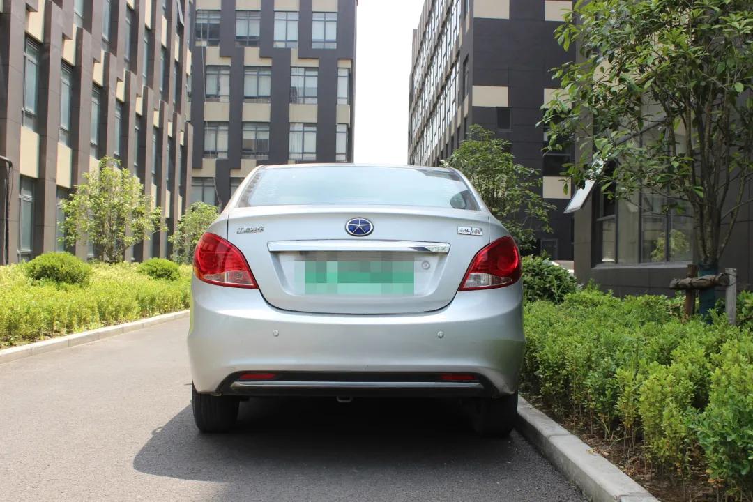 车主说纯电汽车缺点,江淮电动汽车能用几年