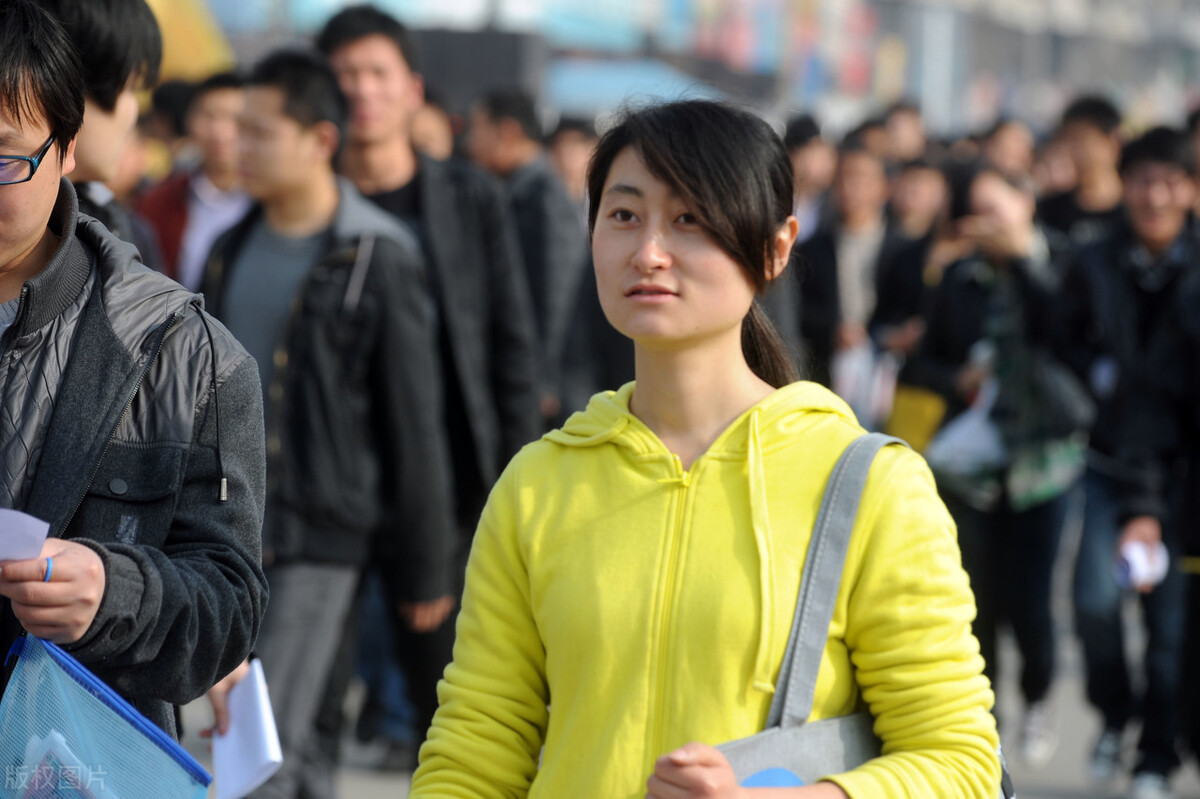 公务员工作体面吗,公务员工作氛围好吗