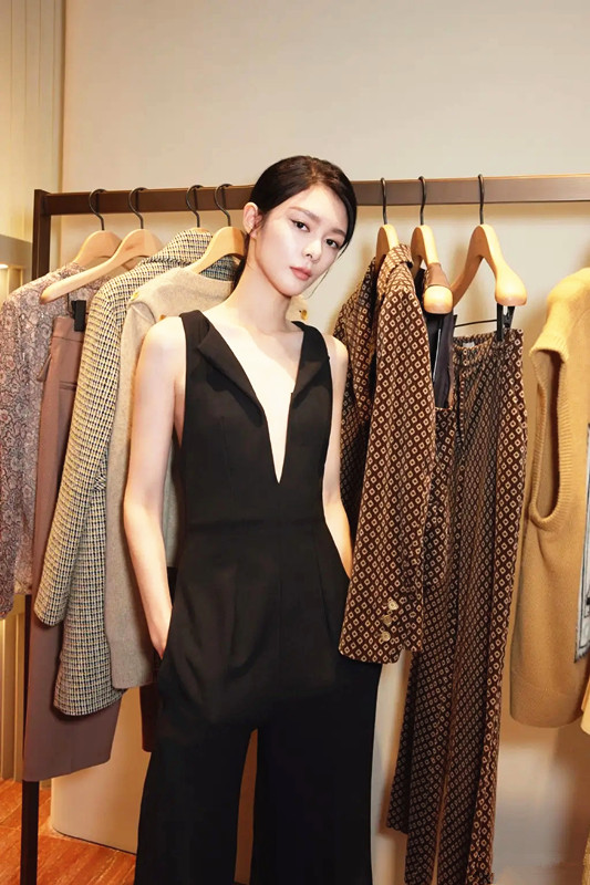 傅菁和孟美岐同框,傅菁孟美岐视频