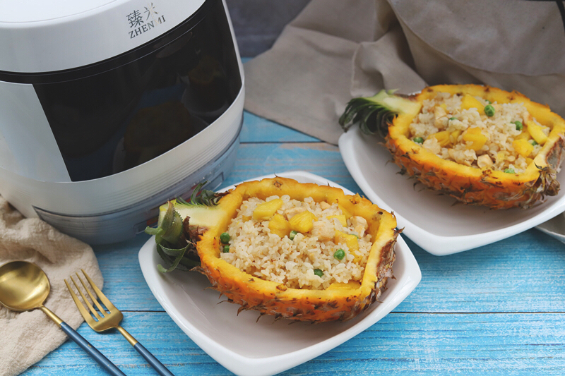 菠萝季节必吃的食物,菠萝季节到了少不了一顿菠萝饭