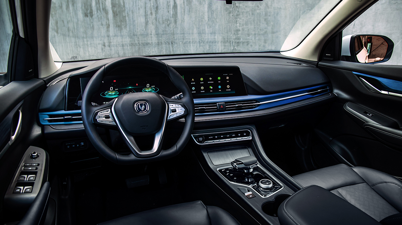 长安cs55纯电版续航605公里落地价,长安cs55纯电版深度评测