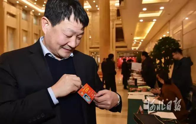 河北“*会两**时间”来了！代表委员今日抵石报到