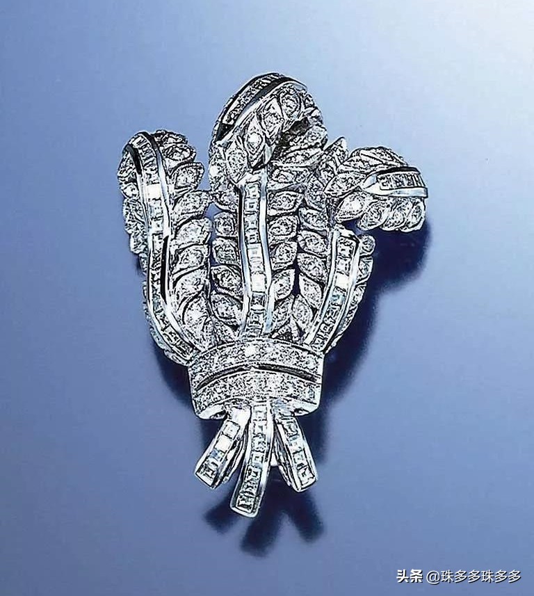 英国王室叶子胸针,威尔士胸针