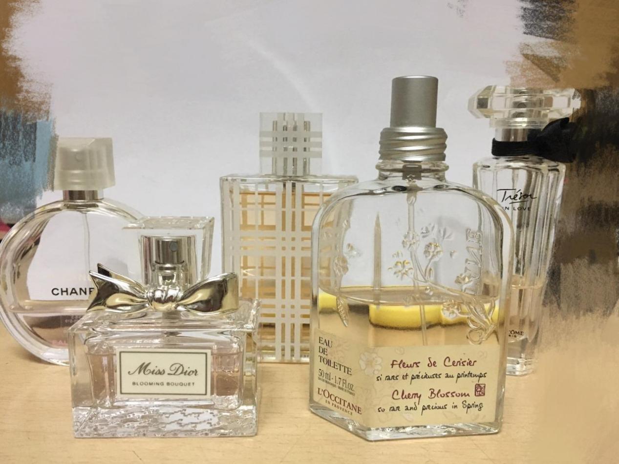 香奈儿邂逅柔情淡香水和迪奥花漾,迪奥旷野和香奈儿蔚蓝香水哪个好