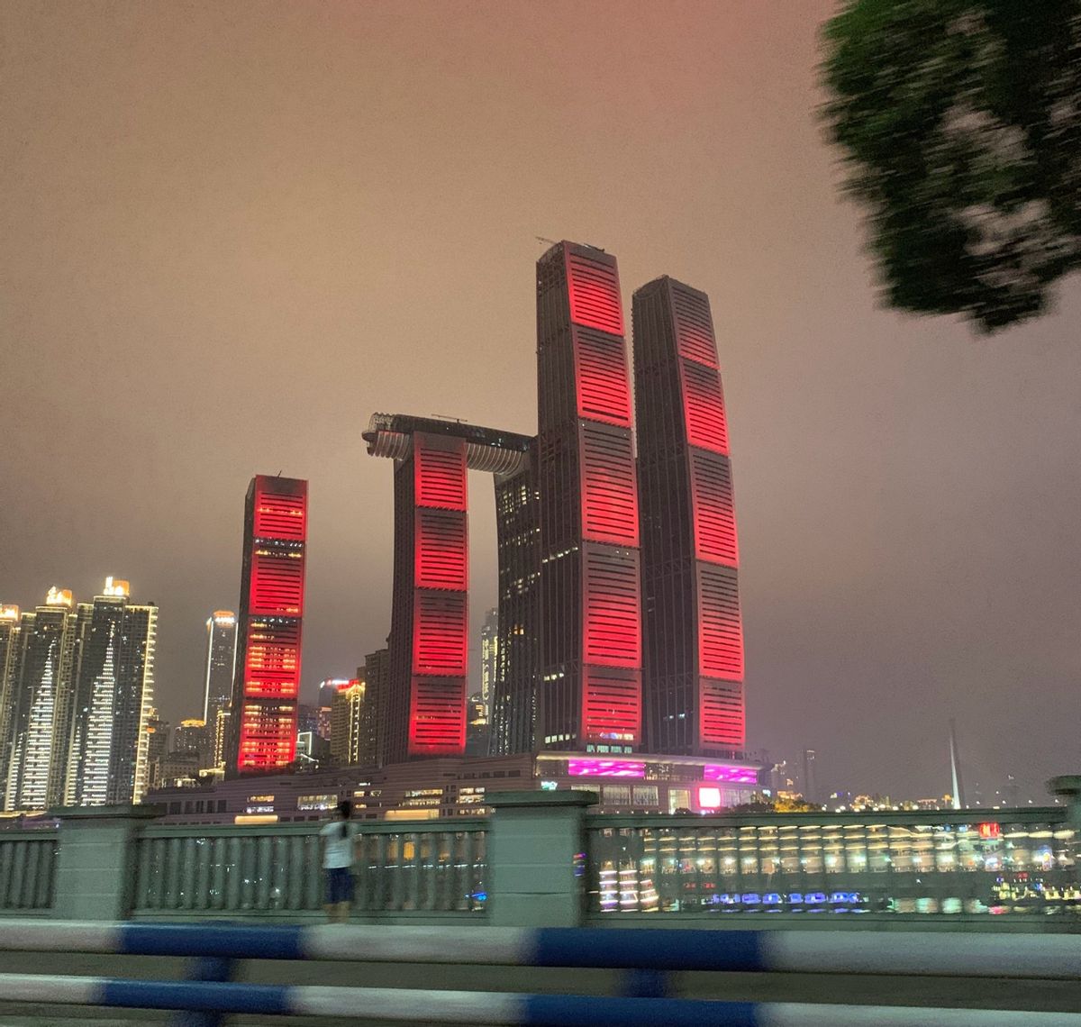 国庆第四天跑滴滴，22单流水716.3元，这样的收入在重庆什么水平