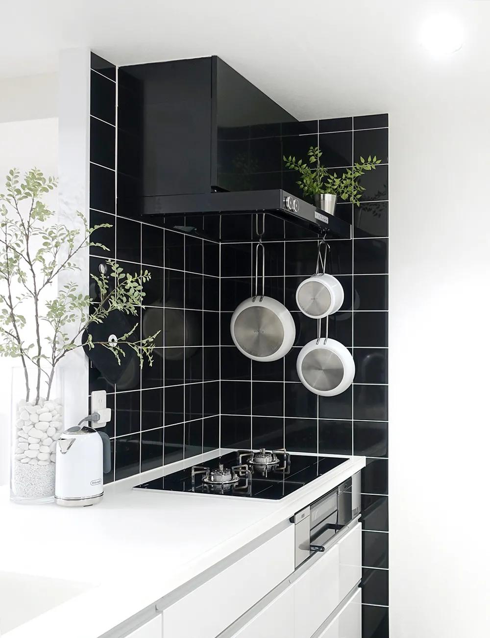 爱了这两间性冷淡系小户型，网友：这才叫一个人的豪宅