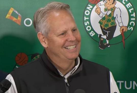 安吉离开凯尔特人,安吉在凯尔特人呆了多久