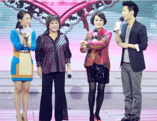 靳羽西人生经历,靳羽西个人经历