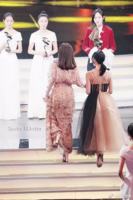 微博之夜八卦盛宴,微博之夜吃瓜子