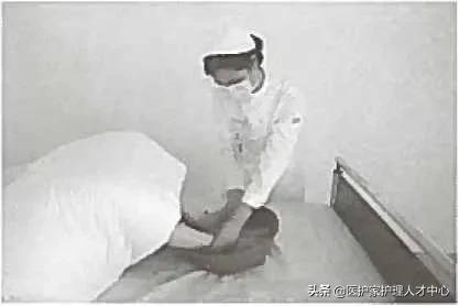 护理老年人清洁口腔,老年人身体清洗护理