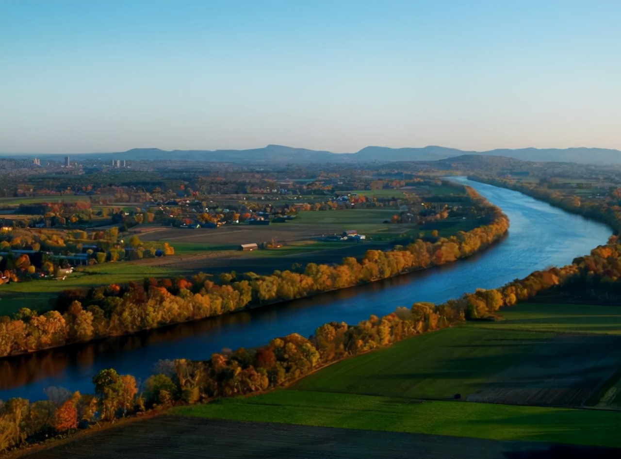bostonuniversity,在波士顿的大学