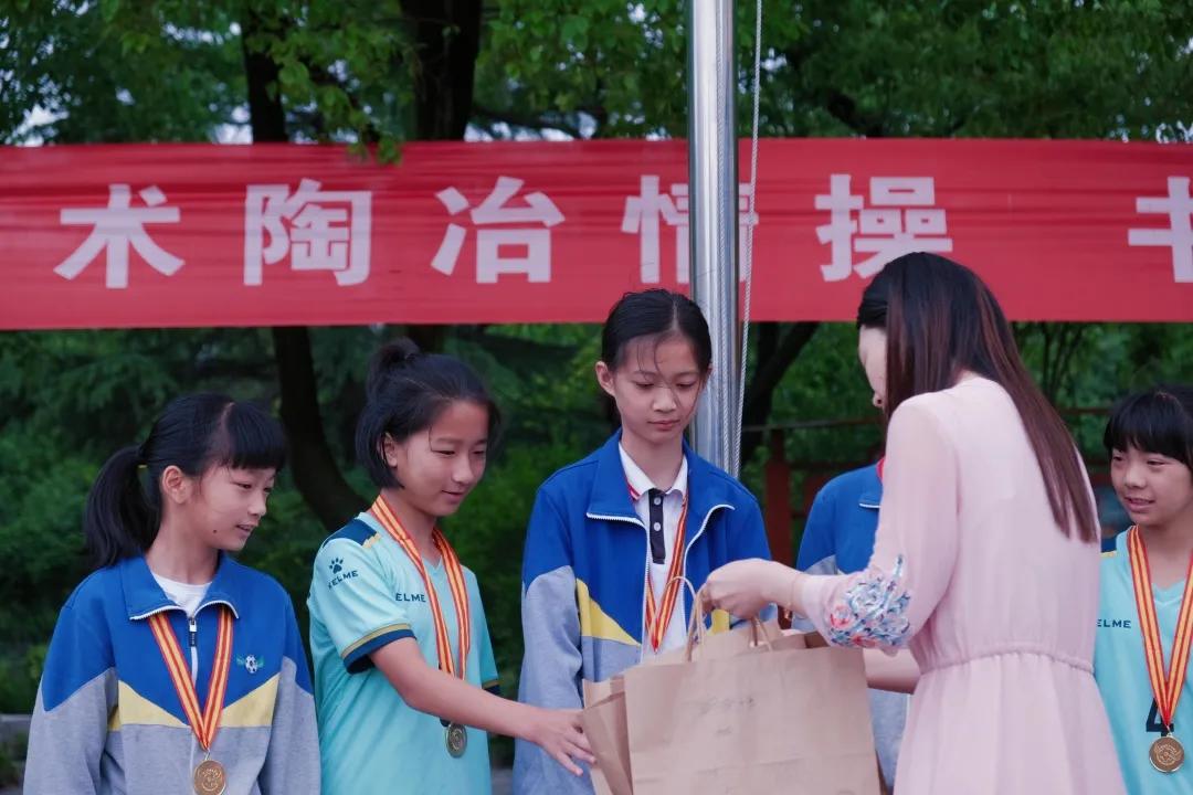 河山中学足球,河山足球