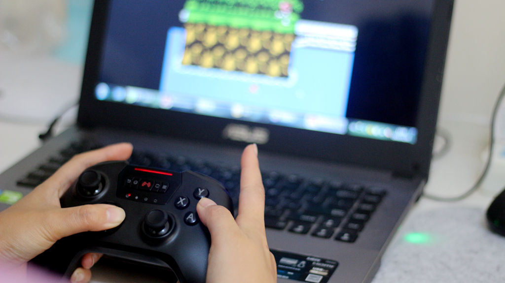 沉浸式游戏体验原视频,北通手柄斯巴达2测评