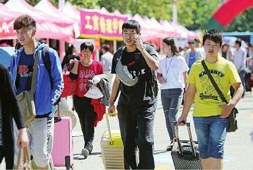 现在比较容易找工作的大学专业,2022适合女生的高职专业