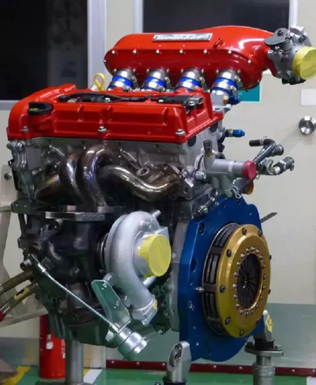 1.5雨燕实测,外媒试驾