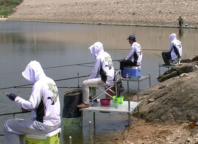 高碳鱼竿是骗人的吗,高碳竿为什么这么贵