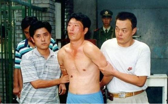 至今还没被抓到的悍匪,建国以来最凶残的悍匪