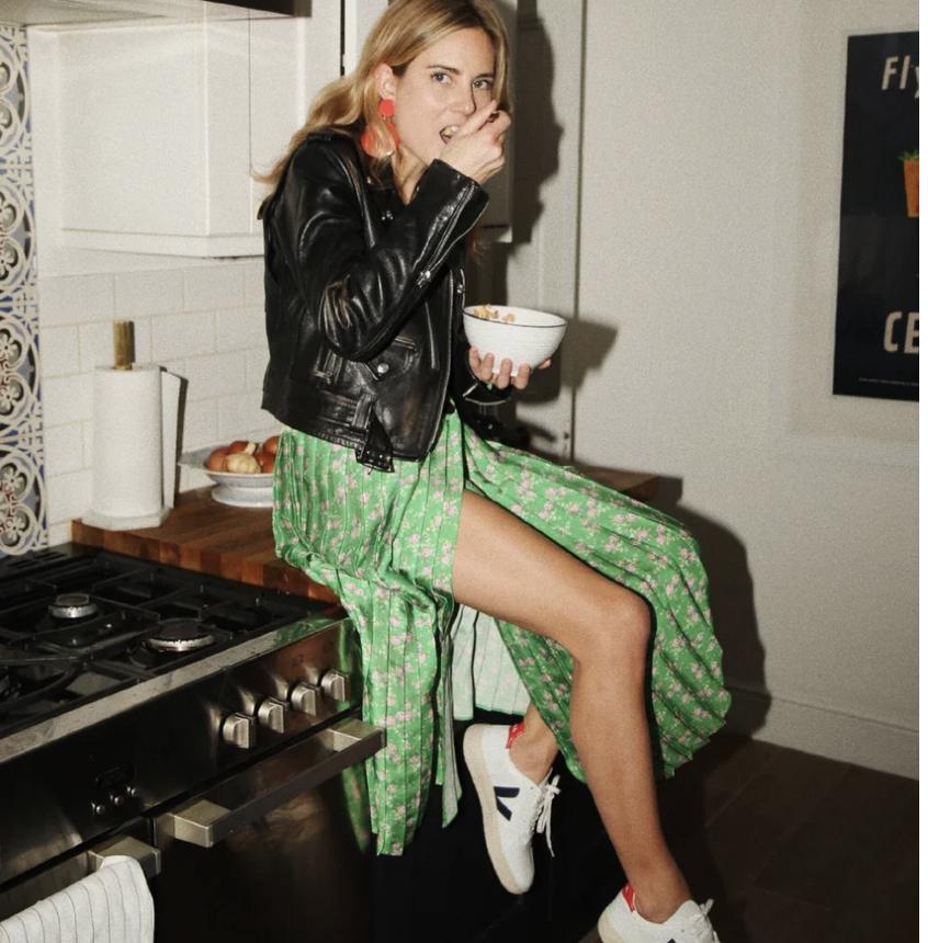 今年流行的帆布鞋品牌,今年流行的帆布鞋颜色学生