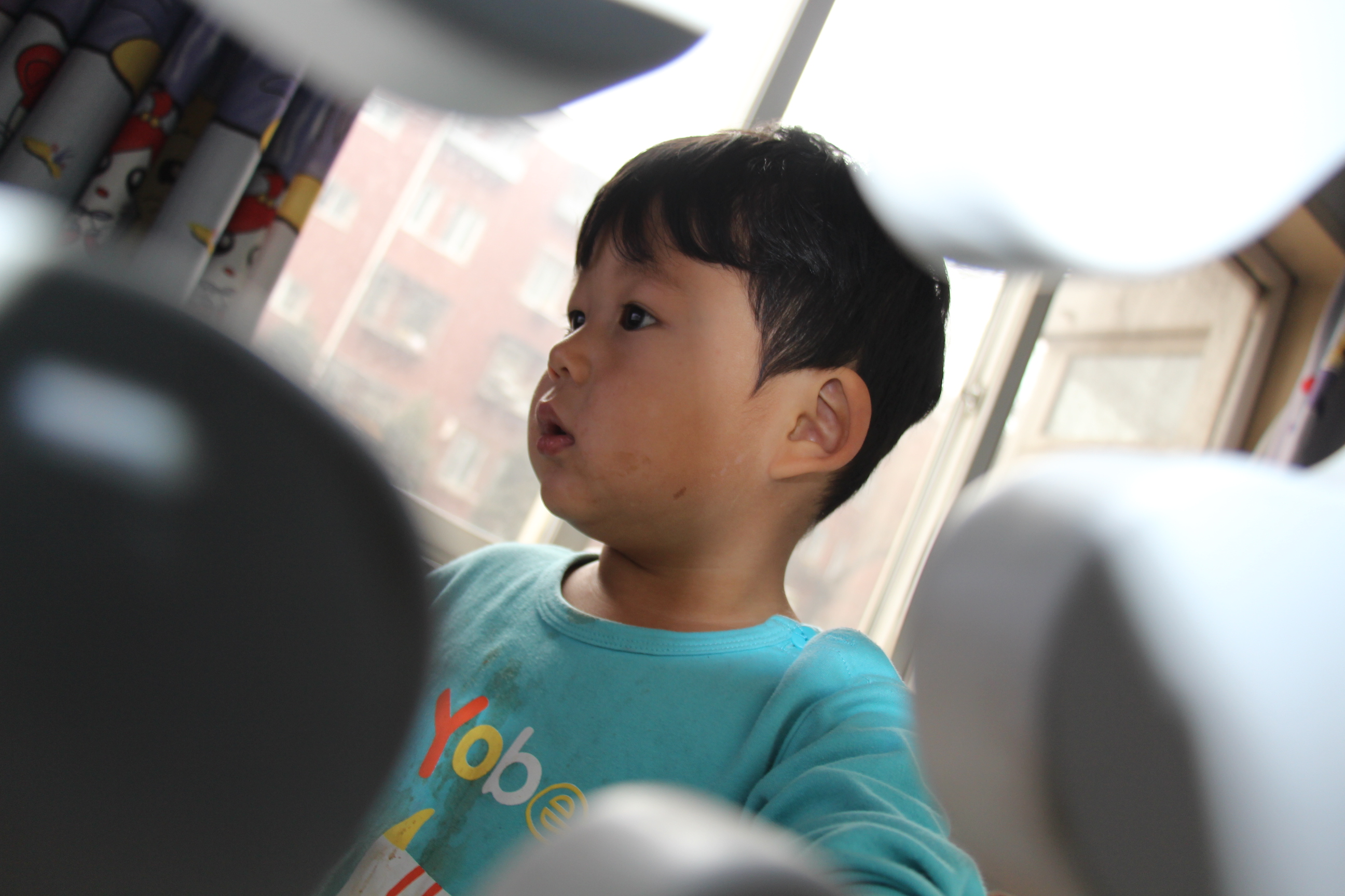 3岁孩子打呼噜感觉嗓子有东西,3岁孩子睡觉打呼噜还咳嗽一下