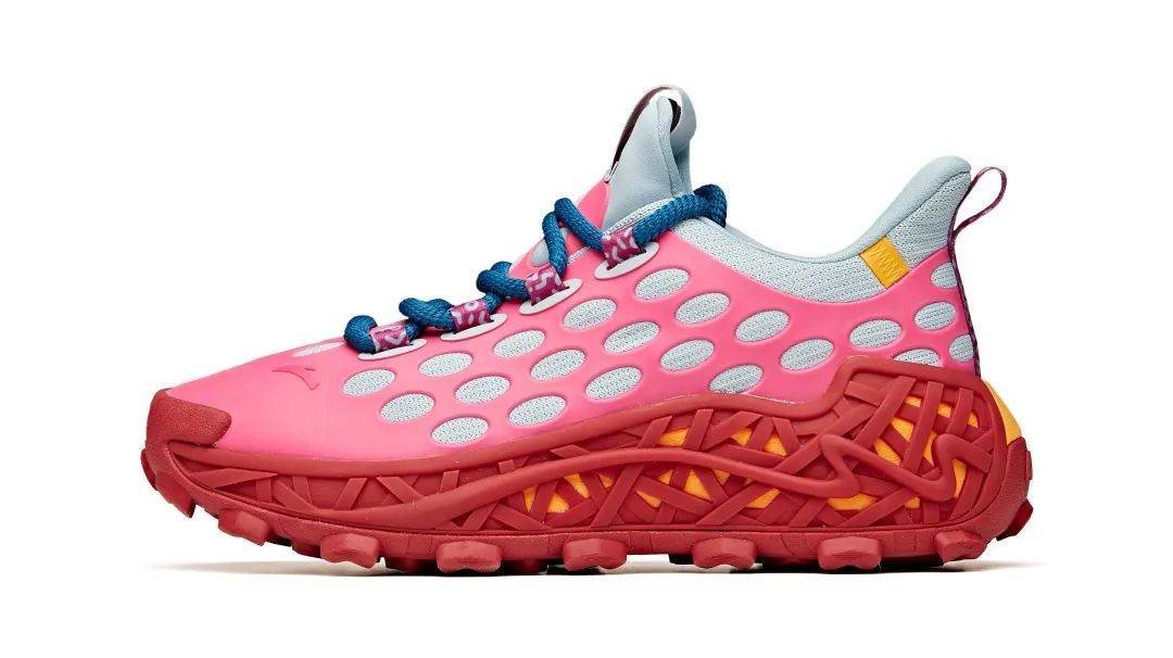 李宁惟吾pro联名aape,aape联名李宁驭帅照片