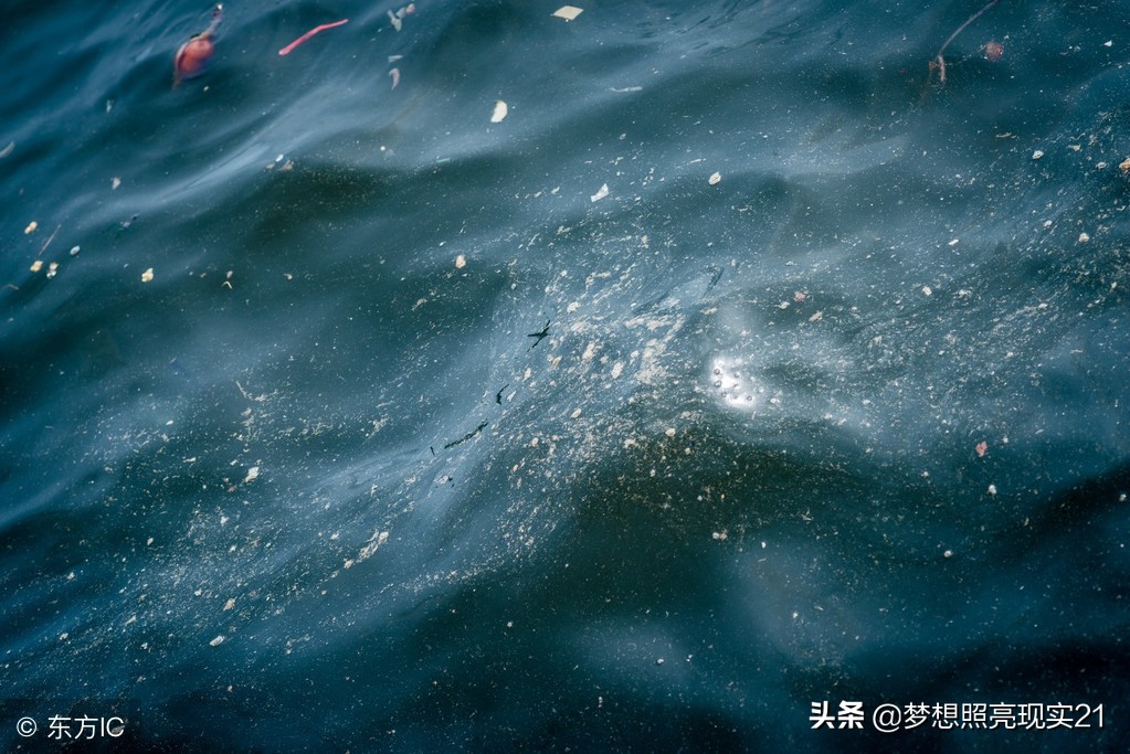 鉴别蜜蜡手串的最好方法,用紫光灯鉴别蜜蜡方法