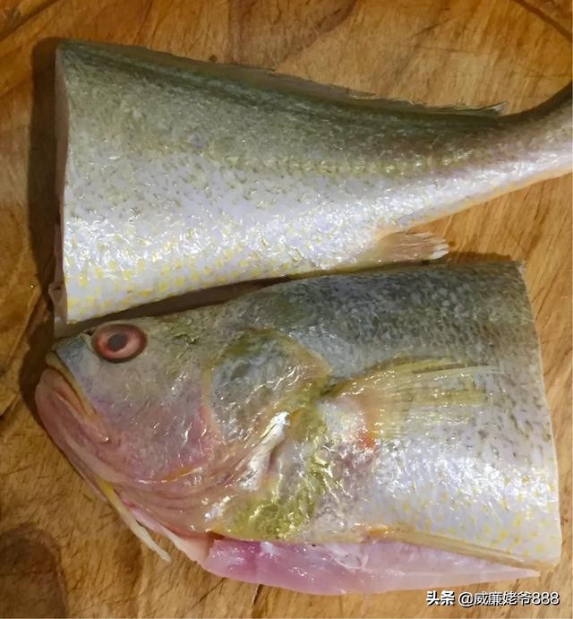 大厨教你炖黄花鱼,香嫩入味还不腥的炖鱼
