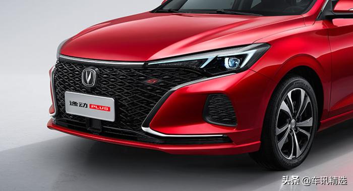 长安逸动plus和新款荣威i5对比,逸动和荣威i5哪个值得买