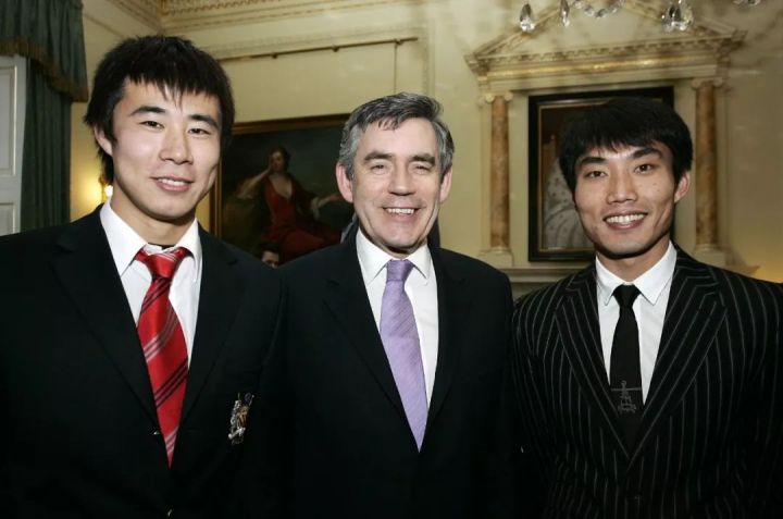 足球记忆穆里尼奥大战瓜迪奥拉,董方卓是怎么被弗格森发现的