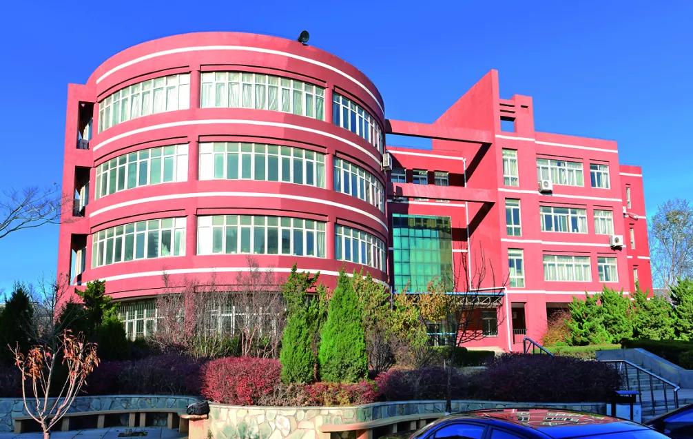 大连二十八中学地址,辽宁第一高级中学