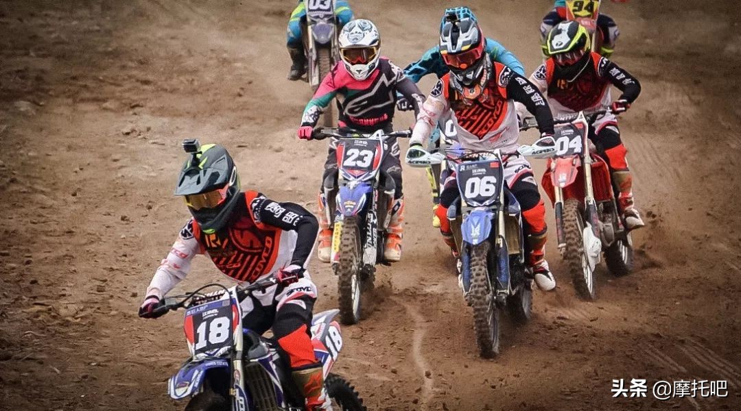 这摩托真好喝。。。不对....这酒真好骑！